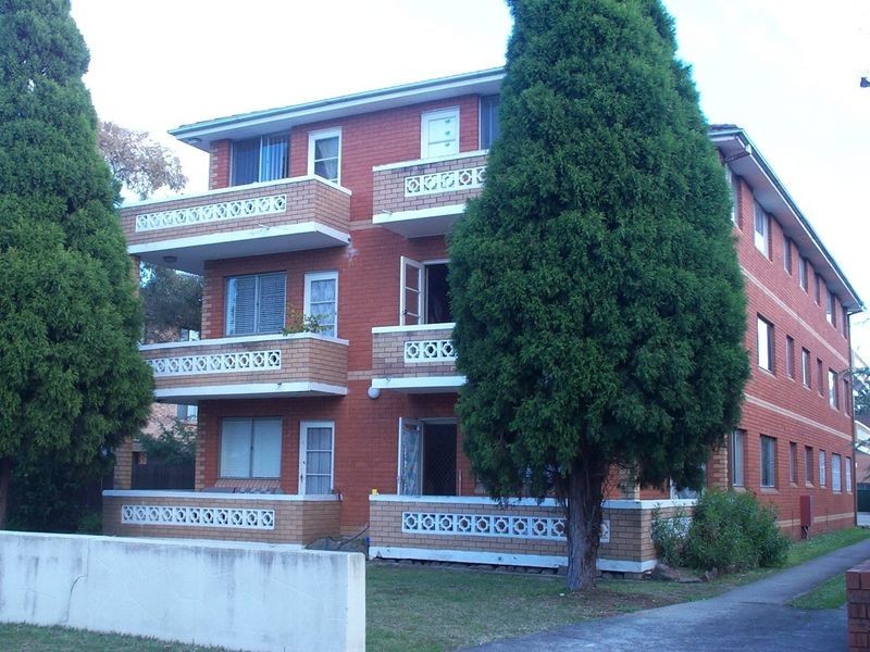 48 Fourth Avenue, Campsie NSW 2194