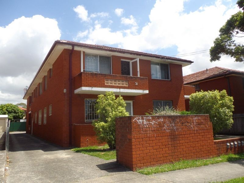 31 Gould Street, Campsie NSW 2194