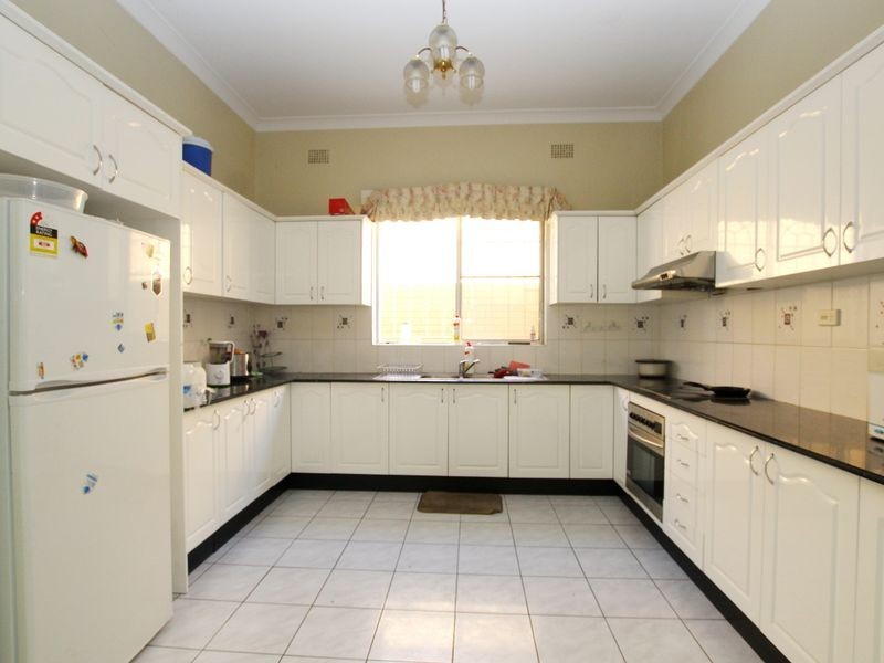 565 Canterbury Road, Campsie NSW 2194