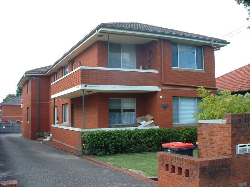 37 Fletcher Street, Campsie NSW 2194