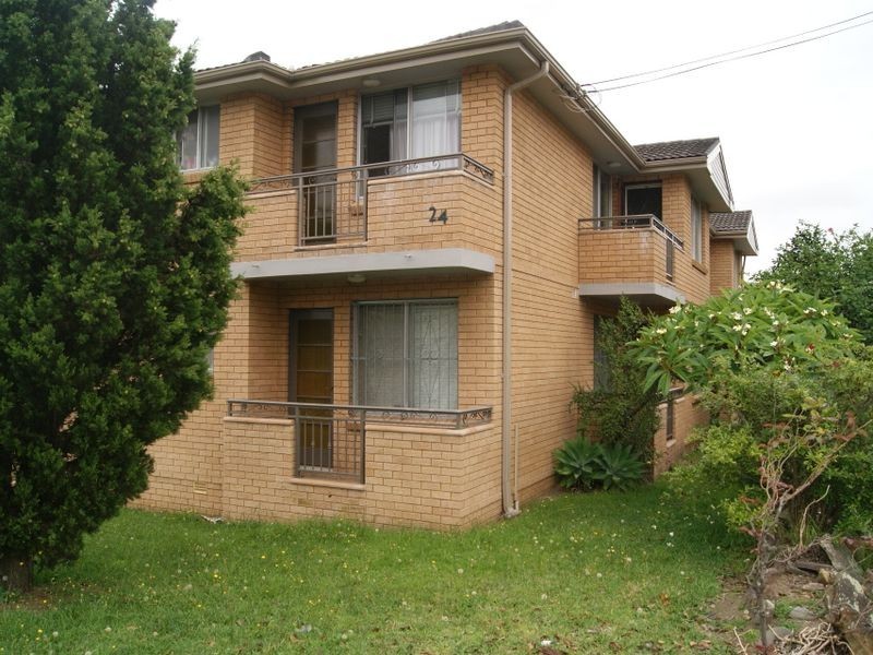 1/6 Beaumont Street, Campsie NSW 2194