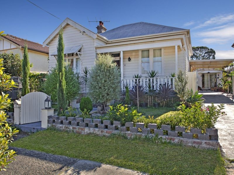 45 Kennedy Ave, Belmore NSW 2192