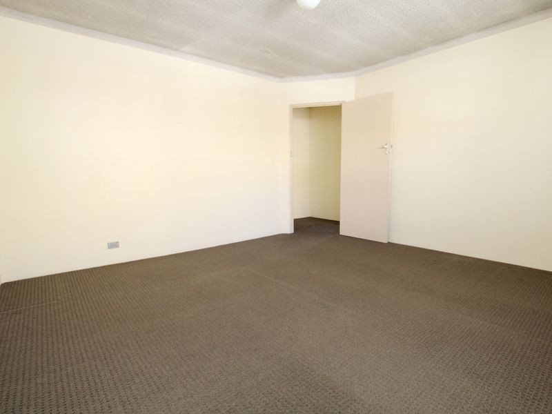 1/1 Eighth Ave, Campsie NSW 2194