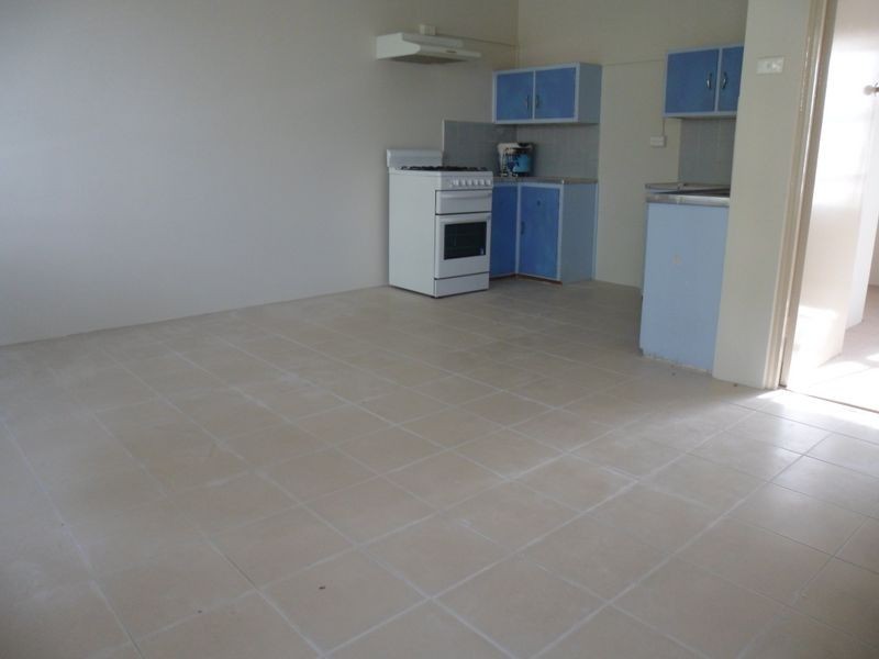 18 Eighth Avenue, Campsie NSW 2194