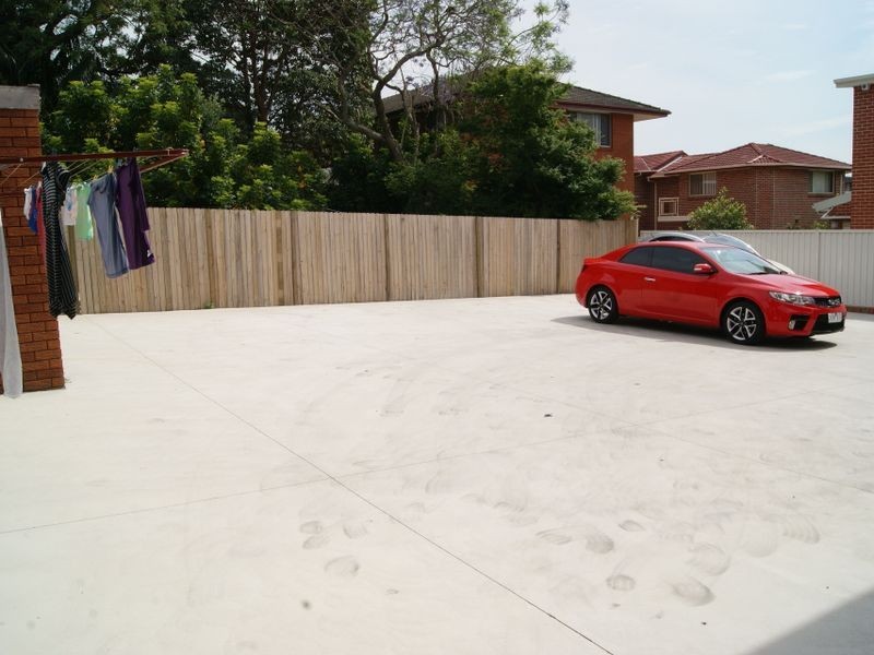 11 McKern Street, Campsie NSW 2194