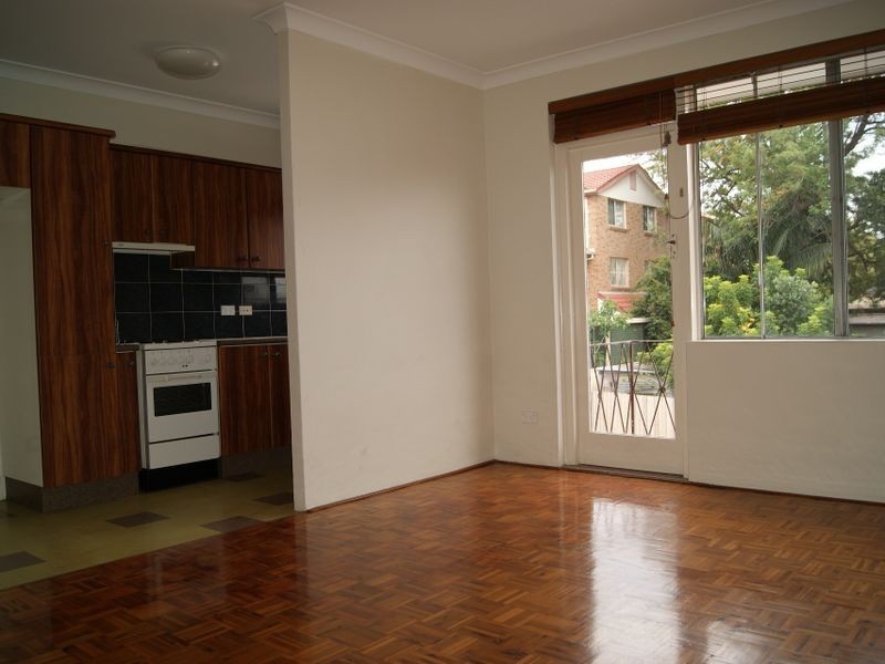 11 McKern Street, Campsie NSW 2194