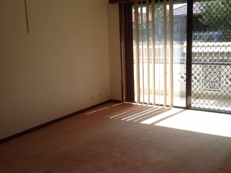 17 Stanley Street, Campsie NSW 2194