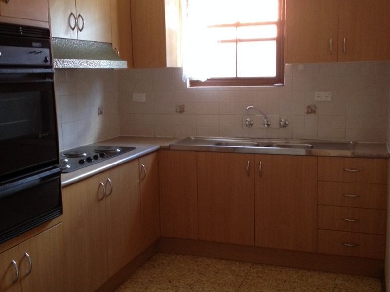 17 Stanley Street, Campsie NSW 2194