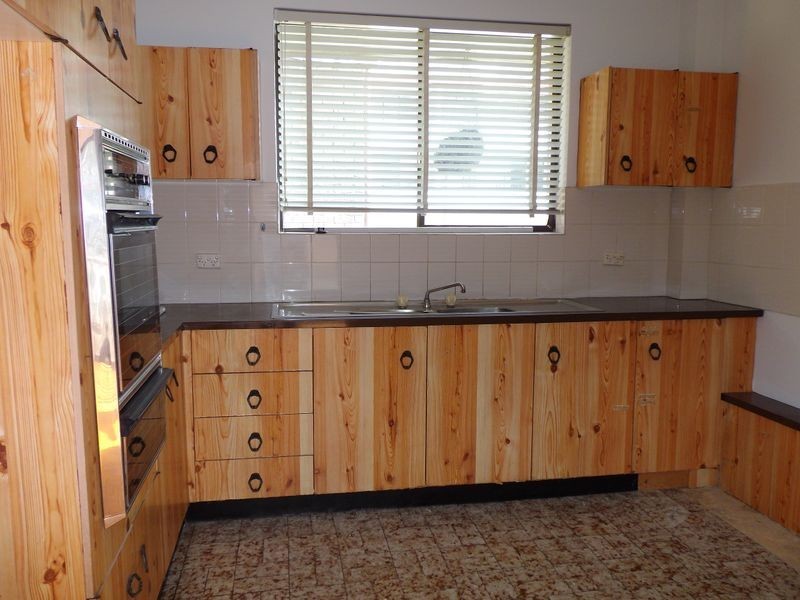 371 Beamish St, Campsie NSW 2194