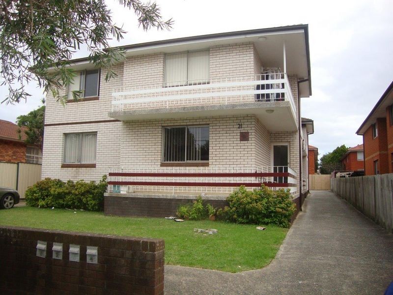 2/21 Oswald, Campsie NSW 2194