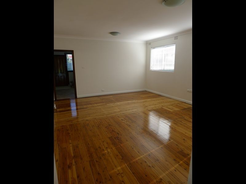 34 Oxford St, Belmore NSW 2192