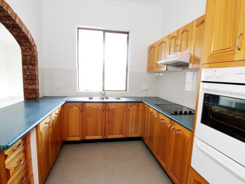 32 Waratah Street, Canterbury NSW 2193