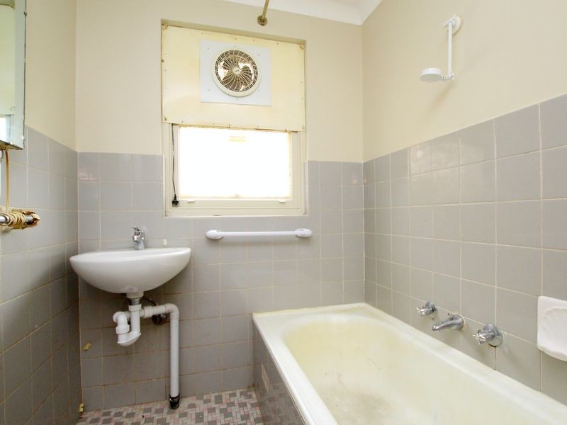 1/55 Frederick Street, Campsie NSW 2194