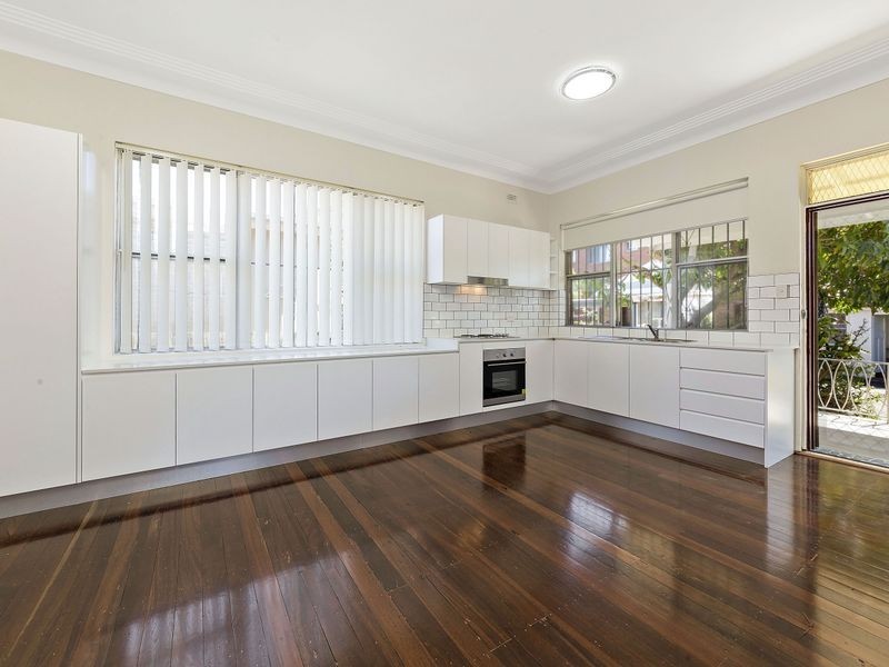 29 Eighth Avenue, Campsie NSW 2194