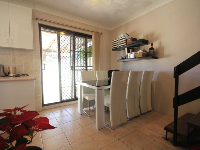 1/130 Evaline St, Campsie NSW 2194