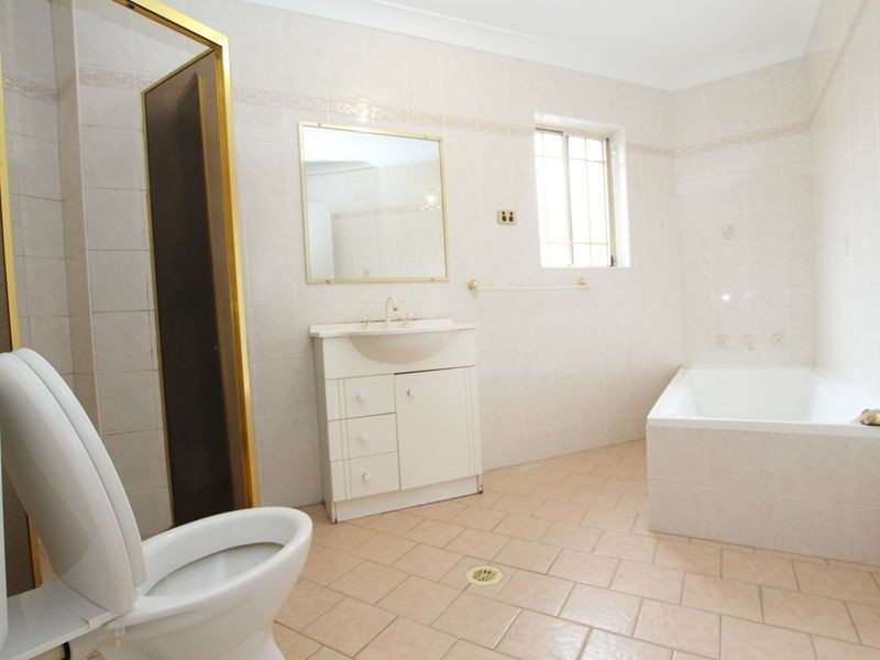 3/60 Claremont Street, Campsie NSW 2194