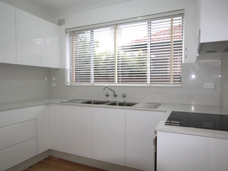 2/37 Fletcher Street, Campsie NSW 2194