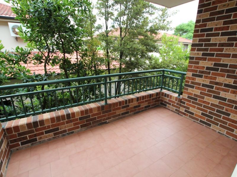 2/67-69 Claremont Street, Campsie NSW 2194