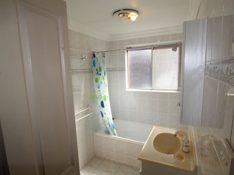 3/27-29 Second Avenue, Campsie NSW 2194