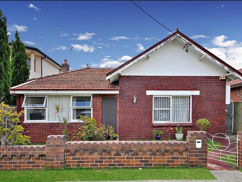 6 Dryden Street, Campsie NSW 2194