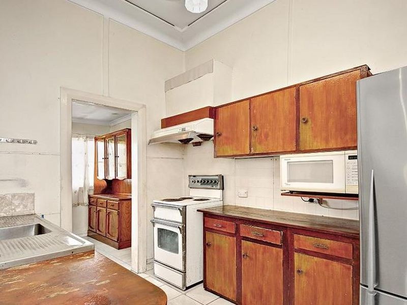 6 Dryden Street, Campsie NSW 2194