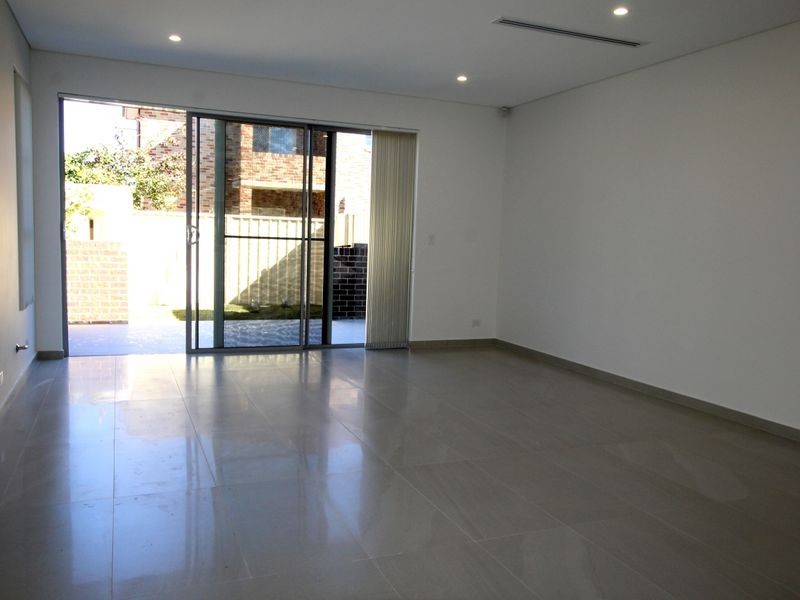 21A Cowper Street, Campsie NSW 2194