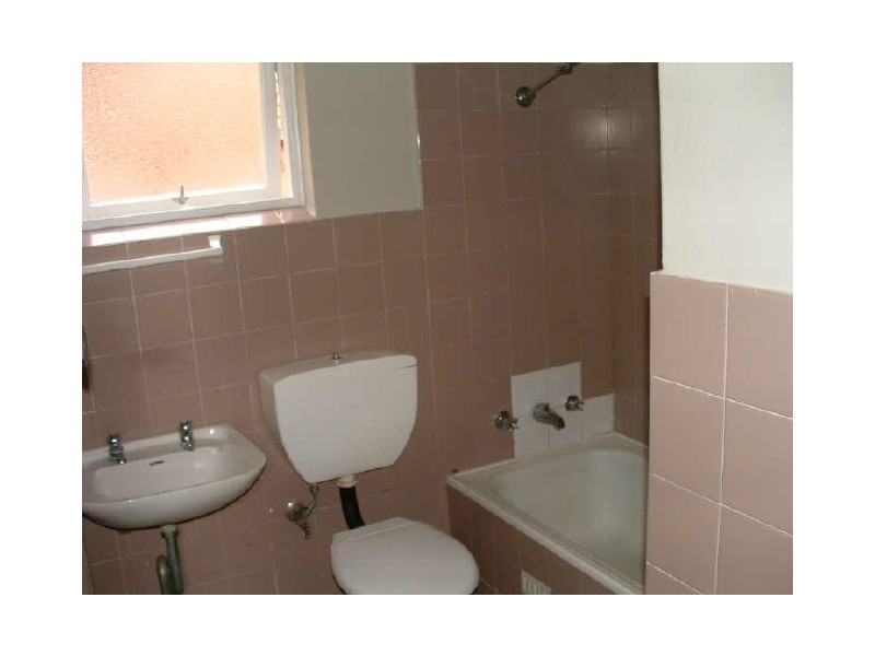 4/88 Clissold Parade, Campsie NSW 2194