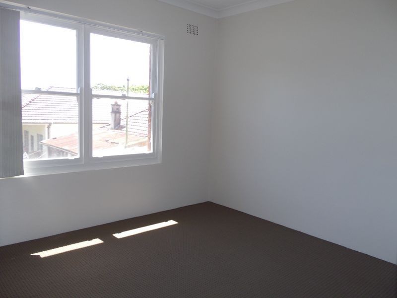 8/12 Fourth Avenue, Campsie NSW 2194