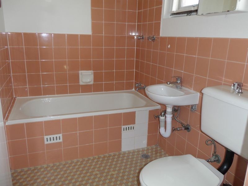 8/12 Fourth Avenue, Campsie NSW 2194