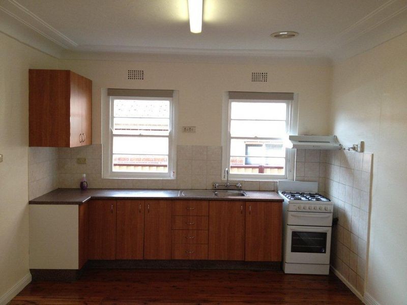 9 Karingal Street, Kingsgrove NSW 2208