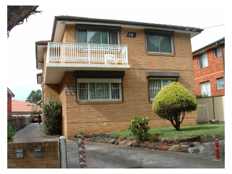 70 Ninth Avenue, Campsie NSW 2194