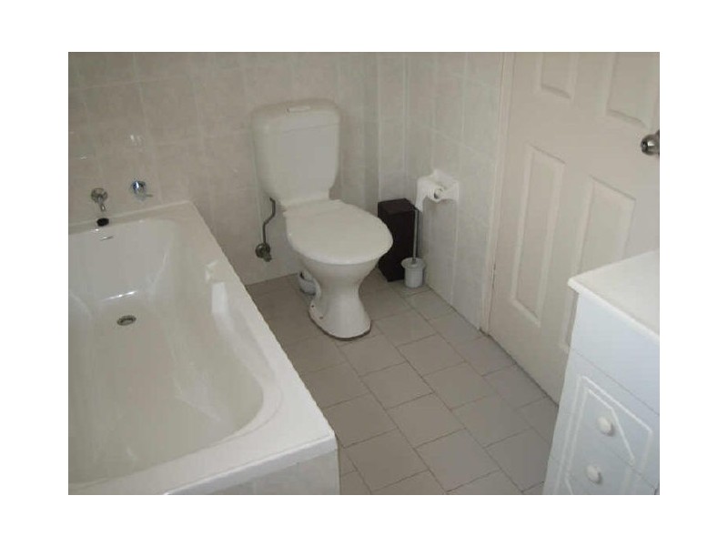 4/77 First Avenue, Campsie NSW 2194