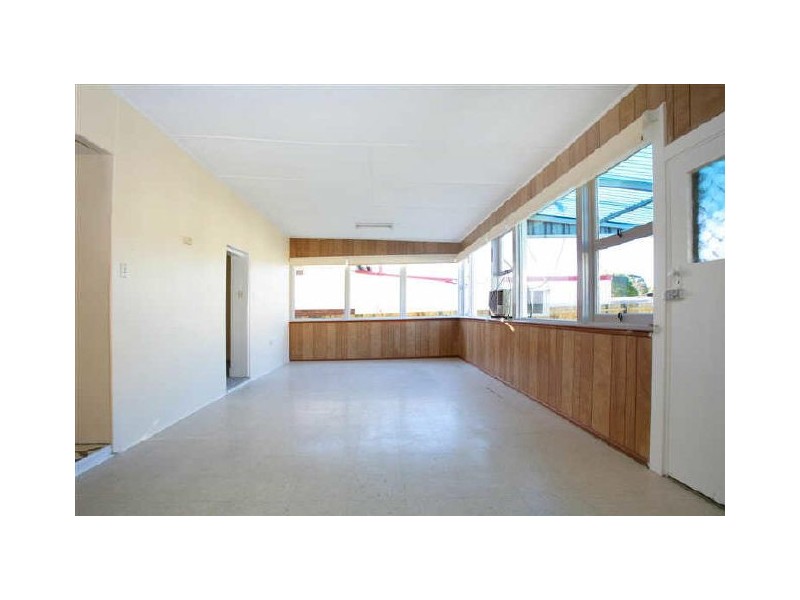 85 Fifth Avenue, Campsie NSW 2194