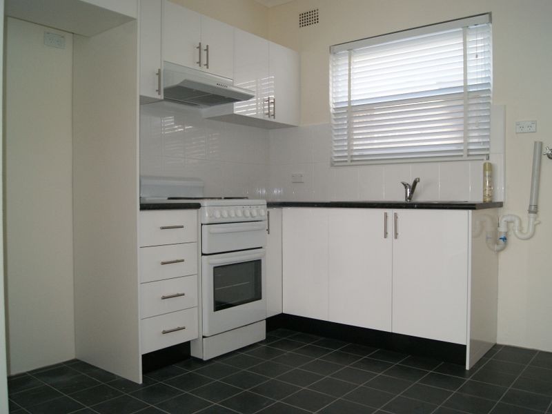 6/7 Fifth Avenue, Campsie NSW 2194