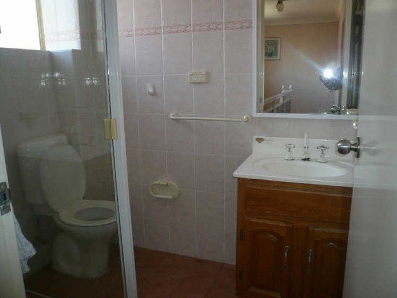 2/17-19 Byron Street, Campsie NSW 2194