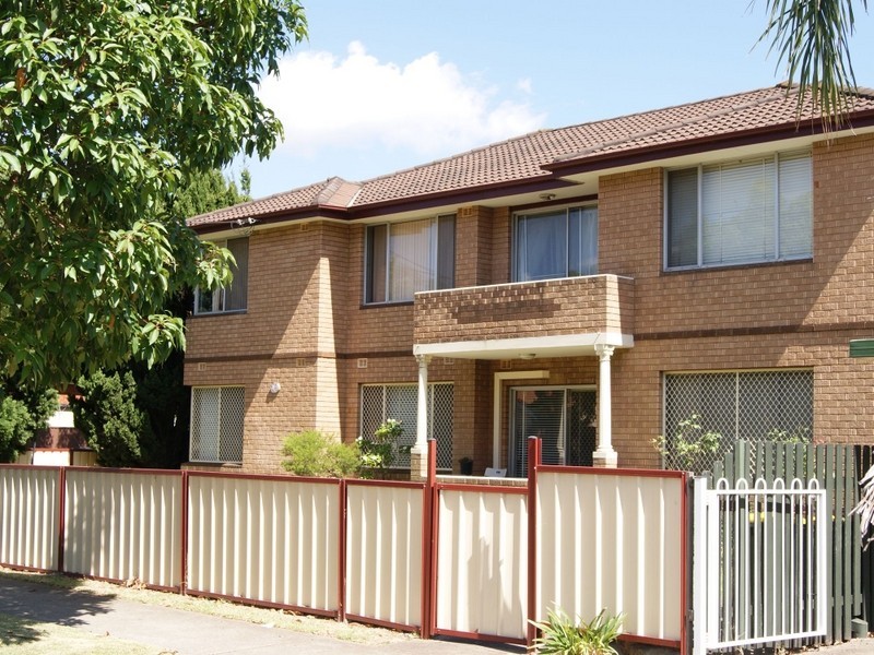 1/89 Seventh Avenue, Campsie NSW 2194