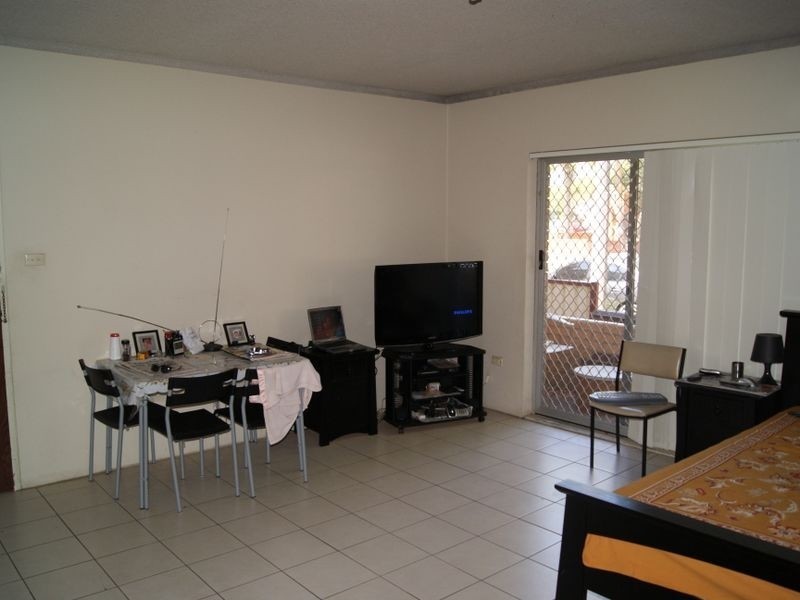 1/89 Seventh Avenue, Campsie NSW 2194