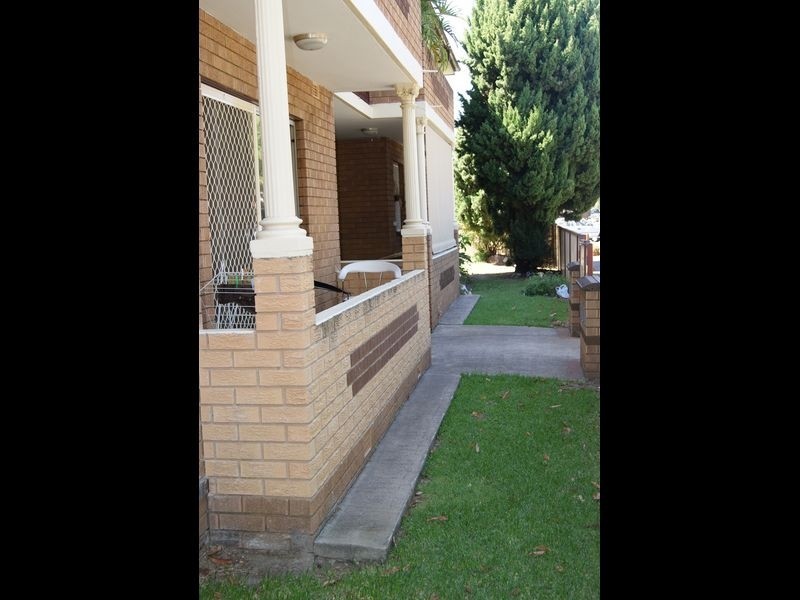 1/89 Seventh Avenue, Campsie NSW 2194