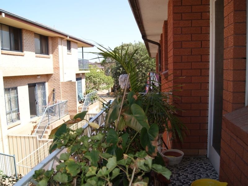7/26-28 Seventh Avenue, Campsie NSW 2194