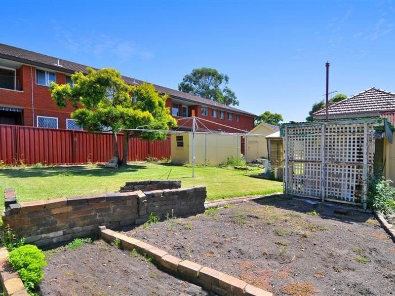 5 Wonga Street, Campsie NSW 2194