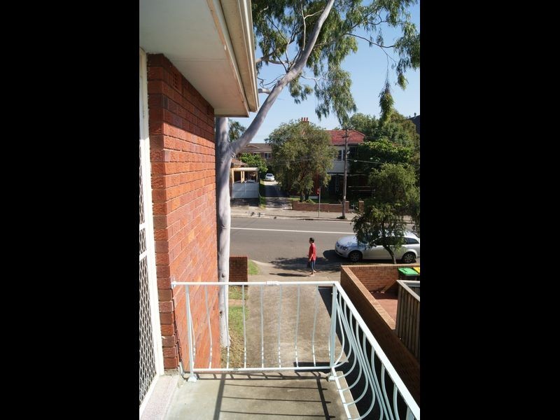 5/10 Evaline Street, Campsie NSW 2194