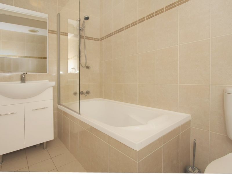 402C/5-11 Sixth Avenue, Campsie NSW 2194