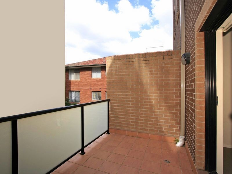 402C/5-11 Sixth Avenue, Campsie NSW 2194