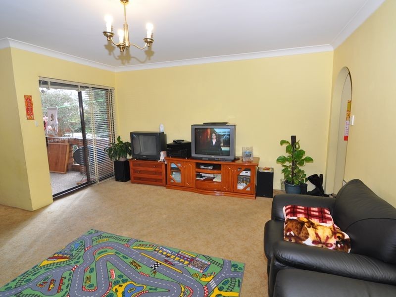 4/16 Gould Street, Campsie NSW 2194