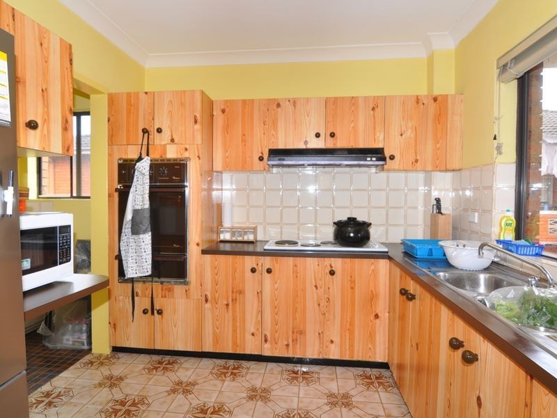 4/16 Gould Street, Campsie NSW 2194