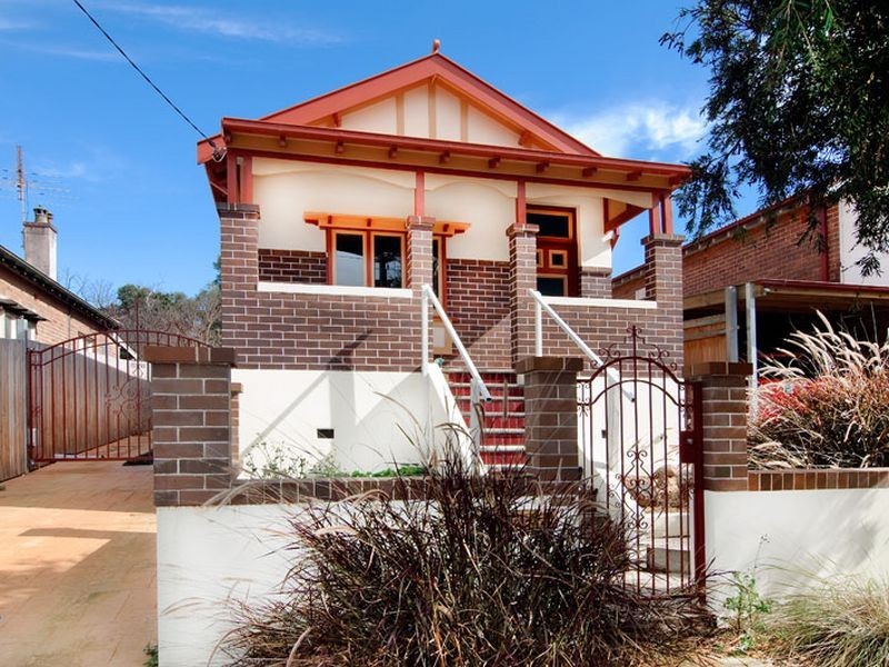 9 Stanley Street, Campsie NSW 2194