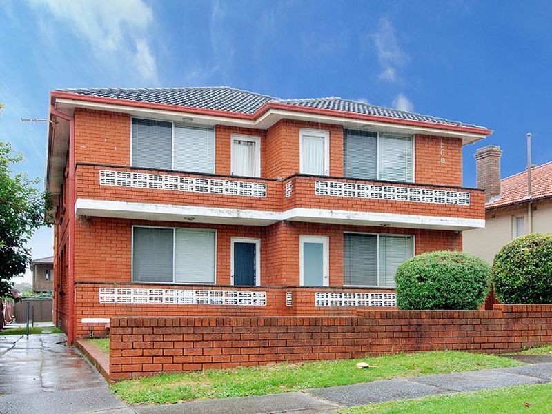 18 Brighton Avenue, Croydon Park NSW 2133