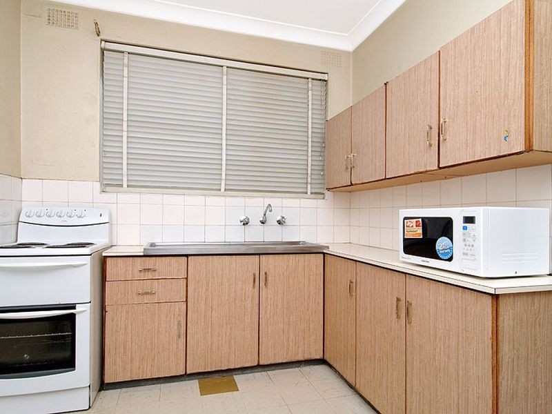 18 Brighton Avenue, Croydon Park NSW 2133