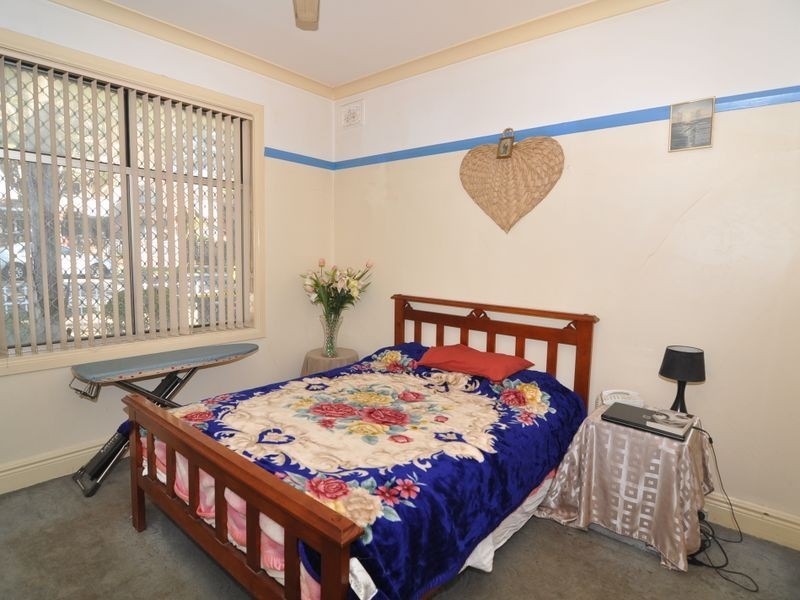 79 Ninth Avenue, Campsie NSW 2194