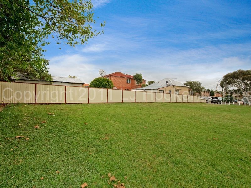 17 Gordon Street, Campsie NSW 2194